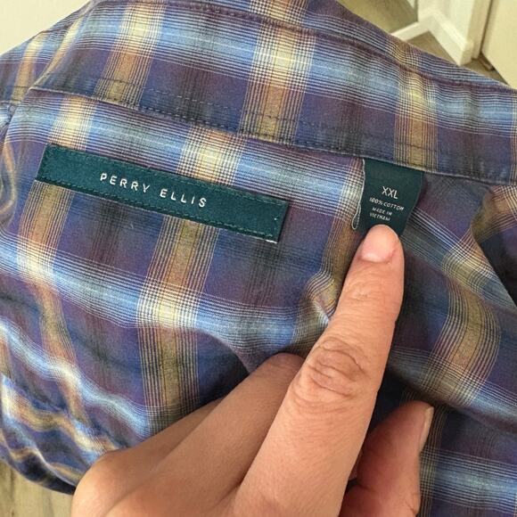 Perry Ellis Men's Blue Plaid  Long Sleeve  Button Down Shirt XXL - Picture 4 of 5